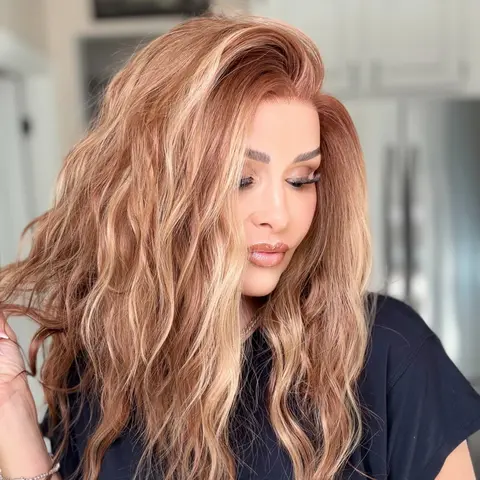 AISOM Mila Caramel Water Wave Free Part Lace Front Wig 16 Inch 13x4 Glueless Synthetic Lace Wigs for Women Heat Friendly Daily Use