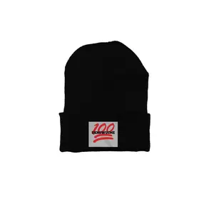 Logo beanie in black