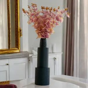 Black Lipstick Decor