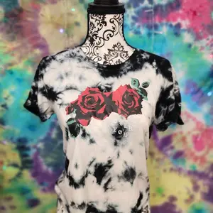 Tie-dye Empyre Over You Crop Tee