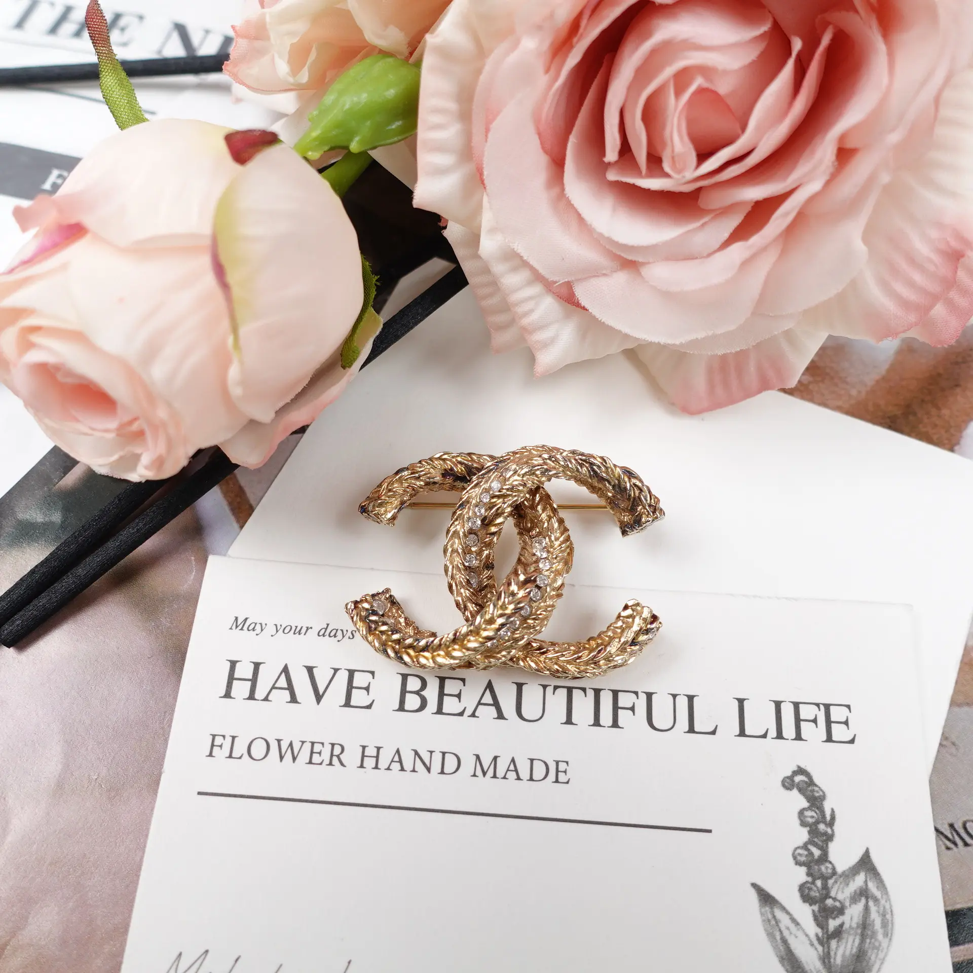 Pre-owned Chanel CC Logo Golden Brooch T10249394