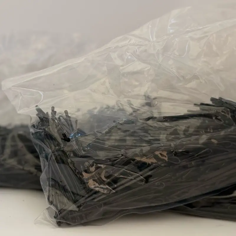 Professional black Bobby pins