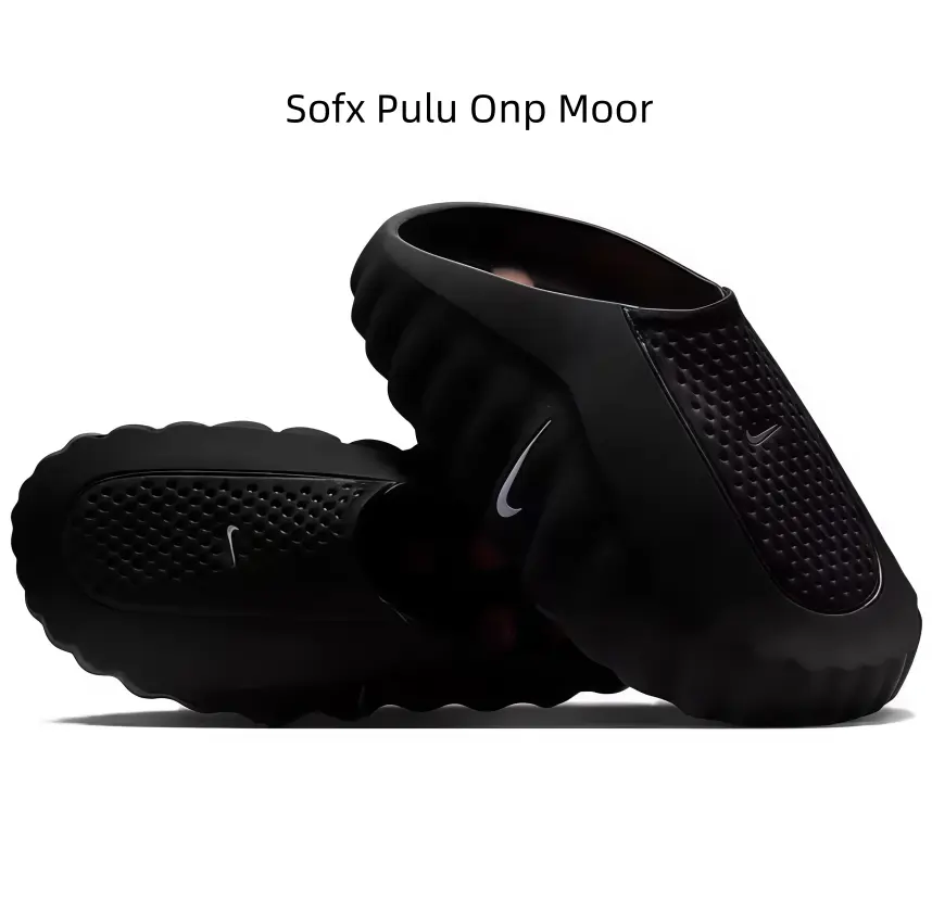 Minimalist black slides match every casual outfit Minimalist black slides match every casual outfit