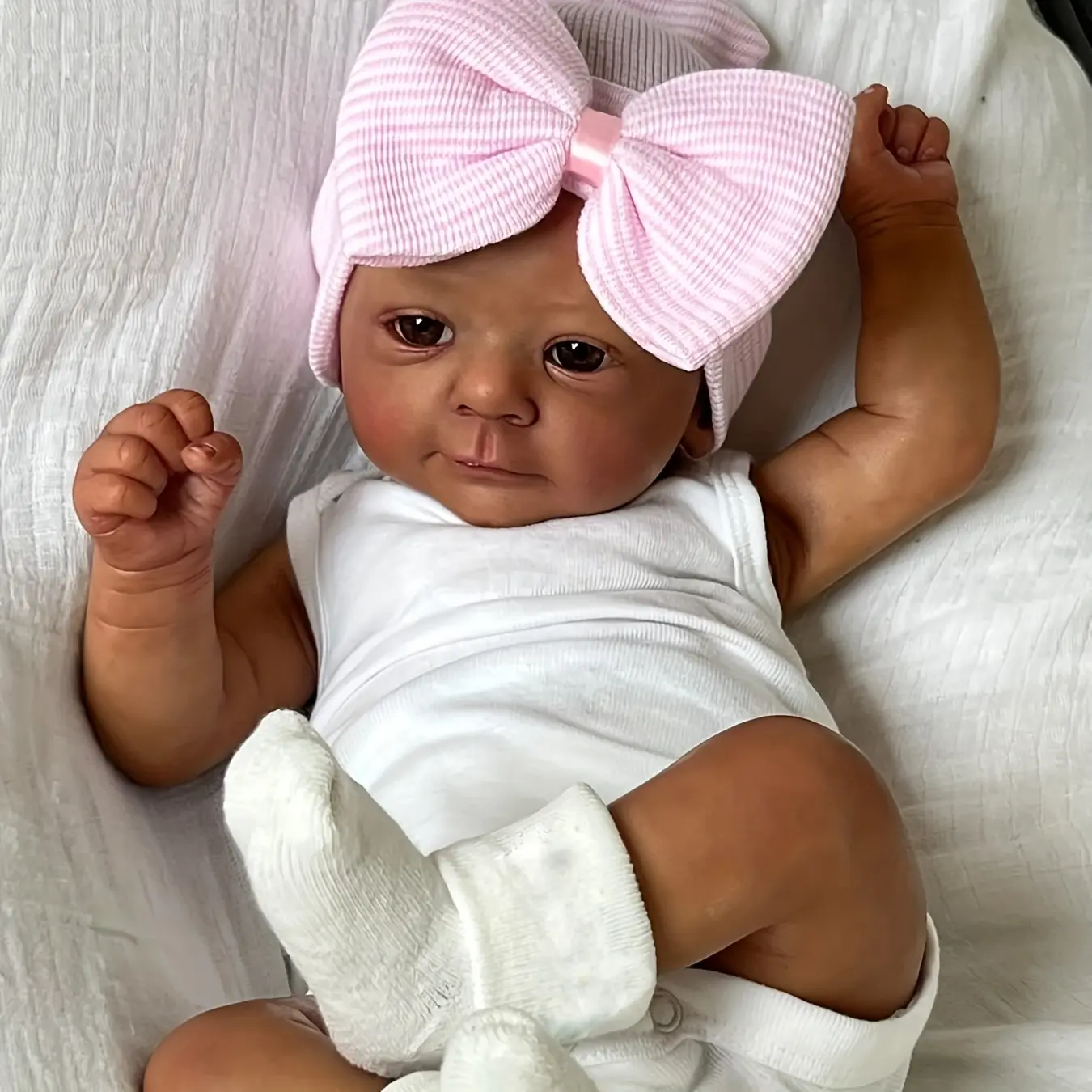 18-in Realistic Soft Reborn Baby Doll, Unisex Dark Skin with 3D Painted Veins & Soft Touch, 0-2 Months Clothes Set, Complete Doll Accessories, Kids' Companion Toy, Perfect Holiday Gift, Clothes Set Doll