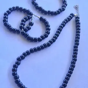 Women's Hand-Made 4-Set Bracelets - plastics Heart-Shaped, Trendy, Aesthetic, Elegant plastic Bracelet, Trendy Jewelry
