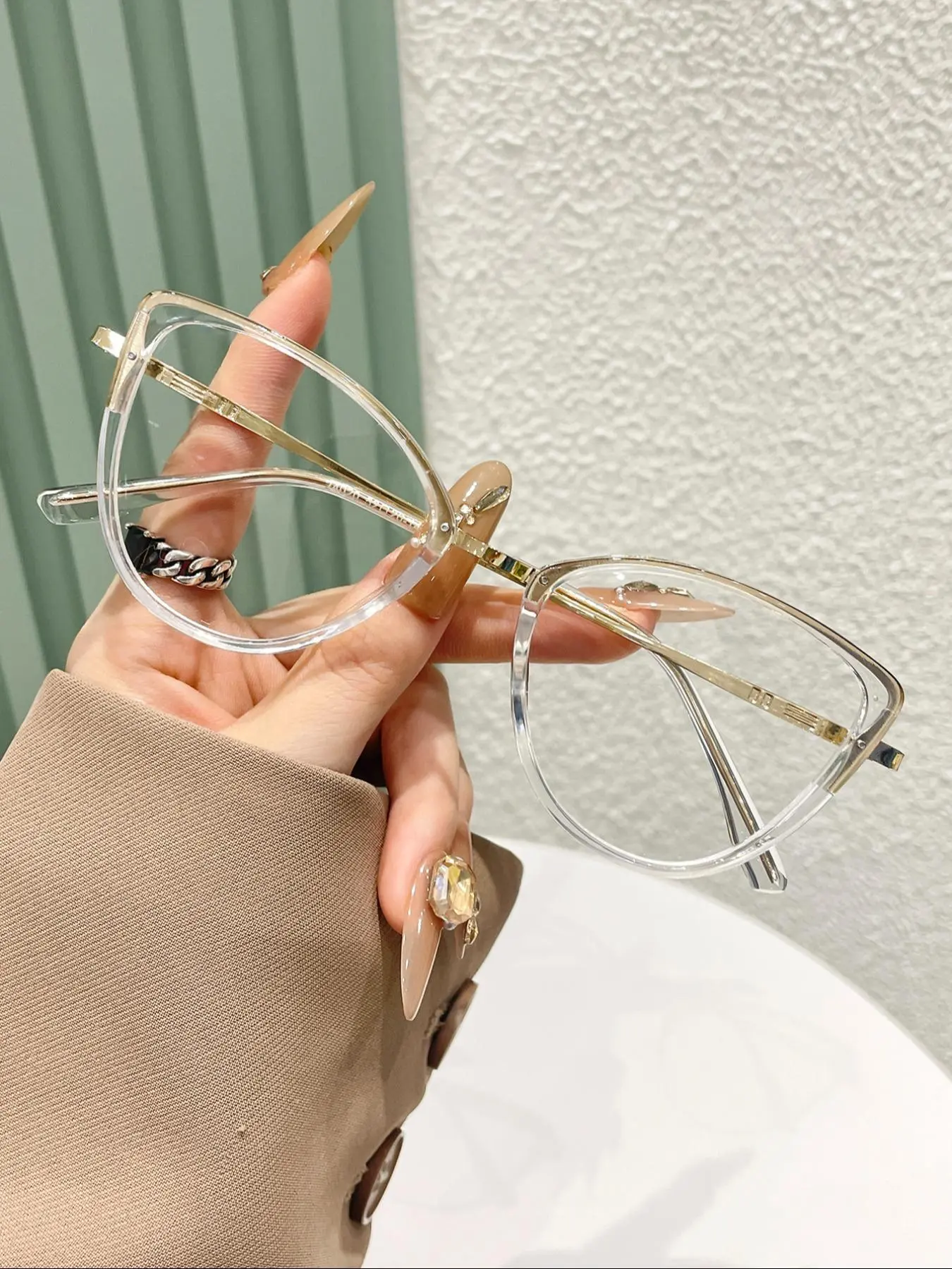 Fashion Eyeglasses, Metal Frame, Basic Anti-blue Light Eyeglasses for Women & Men, Fashion Eyeglasses for Work, Daily Clothing Decor, for Student Daily Use, Lightweight Eyeglasses, Stylish Glasses, Fashion Eyewear
