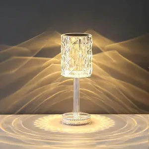 Portable Crystal Table Lamp,Acrylic Cordless LED Desk Lamp with Touch Control, 3 Color Touch Control Rechargeable Lamp, Night Light, Bedside Lamp,Dining Room Lamp