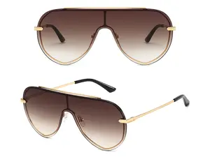 GMKATEYE Chic Oversized Shield Sunglasses Womens Trendy, Designer Stylish UV Protection Sun Glasses Large Frame Shades vintage square shades