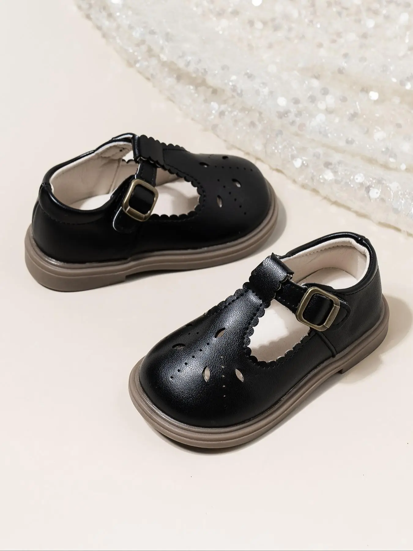 Girl's Ditsy Floral Pattern Hollow Out Design Mary Janes Flats, Sweet Comfortable Flat Shoes for Daily Wear, All-match Commuter Shoes for Daily Wear