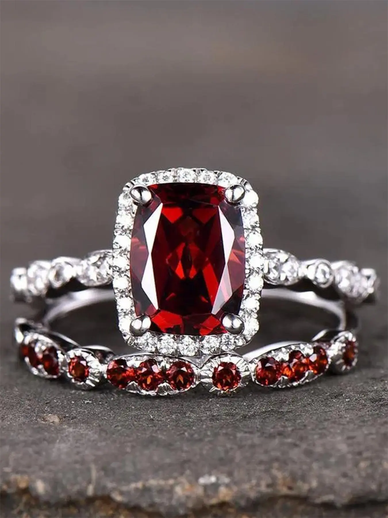 Gorgeous Garnet Decorated Ring, Fashion Accessories for Women & Girls, Trendy All-match & Exquisite Jewelry for Birthday Gift, Elegant Exaggerated Ring, Beautiful Rings, Gemstone Ring, Engagement Rings