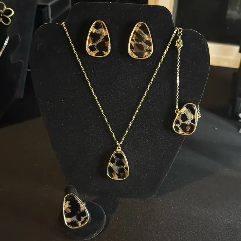 Wild Grace Leopard Collection