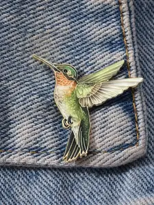 Hummingbird Enamel Brooch, Fashion Decorative Lapel Pin, Casual Style, Zinc Alloy and Silicone Material, Elegant Accessory