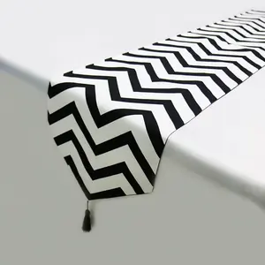 New Black White Striped Table Runner Tea Table TV Cabinet Tablecloth Home Decor Cover Table Cloth with Tassel Party Bed Runner BIT.FLY