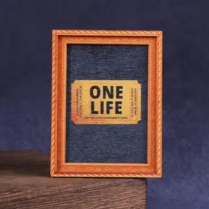 1PC Vintage Frame Refrigerator Decorating Magnet, Fun Magnetic Creative Fridge Decoration, Text Photo Frame Gift for Home Decor, One Left Theme