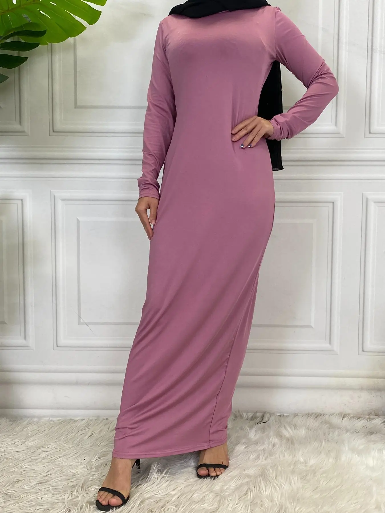 Women's Solid Long Sleeve Maxi Dress, Casual Fashion Round Neck Dress for Daily Wear, Ladies Clothes for All Seasons