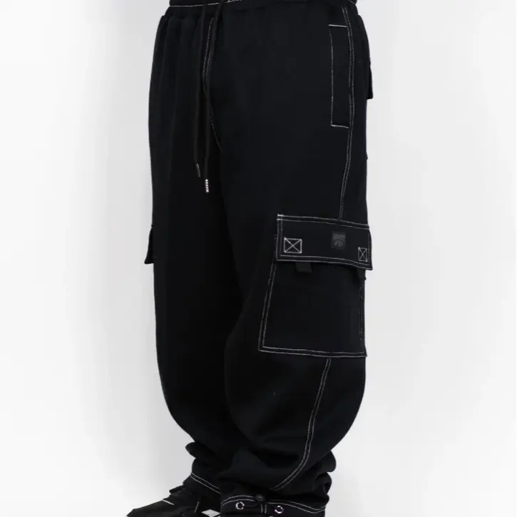 Black / White (Black Edition)