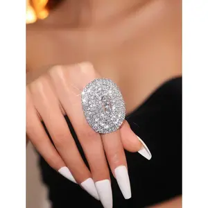 Gorgeous Silver Rhinestone Ring – Elegant Women’s Fashion Ring