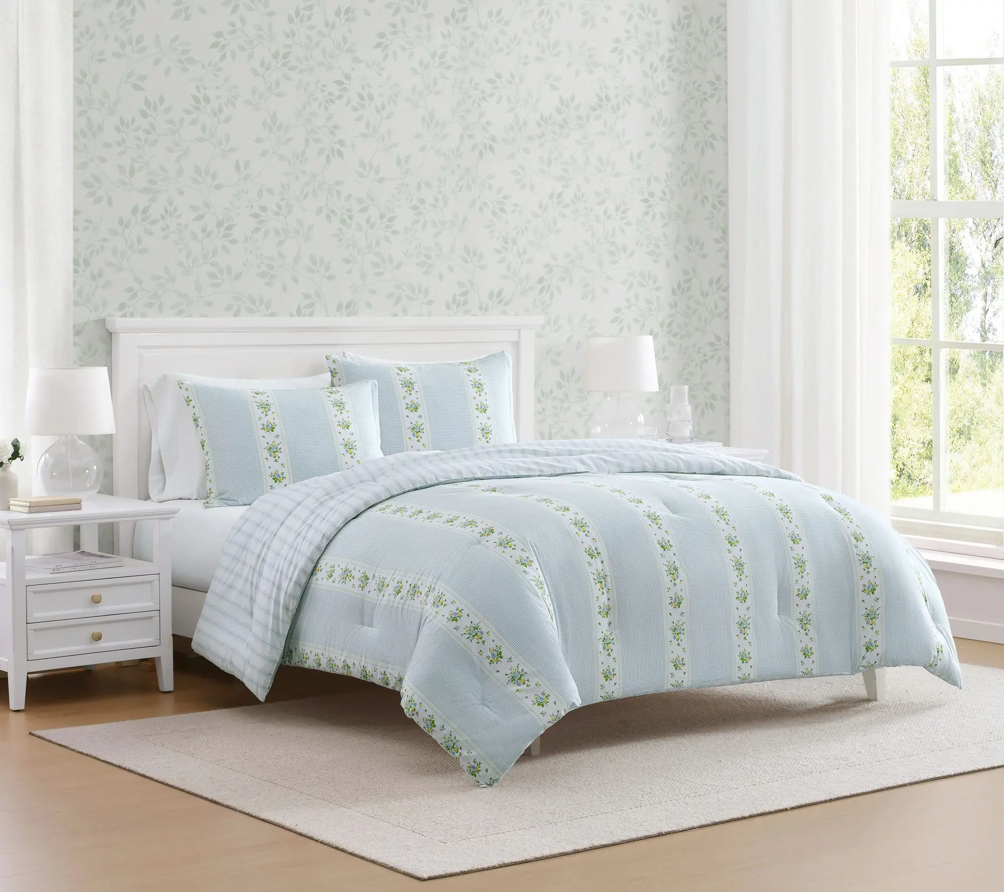 Martha Stewart Annabelle Stripe Blue King Comforter Set Martha Stewart Annabelle Stripe Blue King Comforter Set