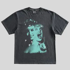 Comfort Colors Twin Peaks Laura Shirt, Retro TV Show Graphic Tee, Grunge Aesthetic Shirt, Vintage Style Outfit