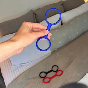 Rubber Handcuffs, The Perfect Toy for Pranks and Games Durable Silicone 2025