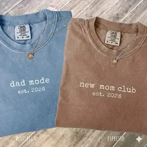 Comfort Colors Matching New Parents T-Shirt, New Mom Dad Shirt, Est 2026 Couple Tee, Pregnancy Announcement Outfit, Baby Shower Gift for Parent, Baby Reveal