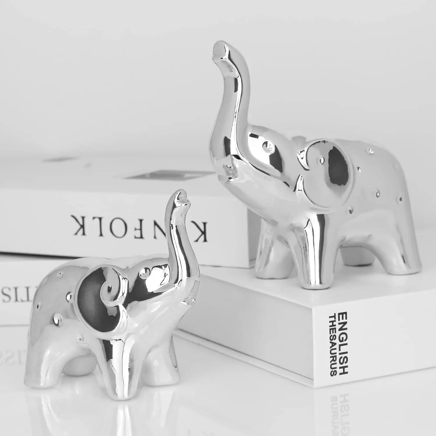 P-SO058 2-Piece Ceramic Silver Elephant Statue Ornaments, Modern Home Room Decor, Waterproof Office Desktop Sculpture, Ideal Christmas Gift for Mother & Sons
