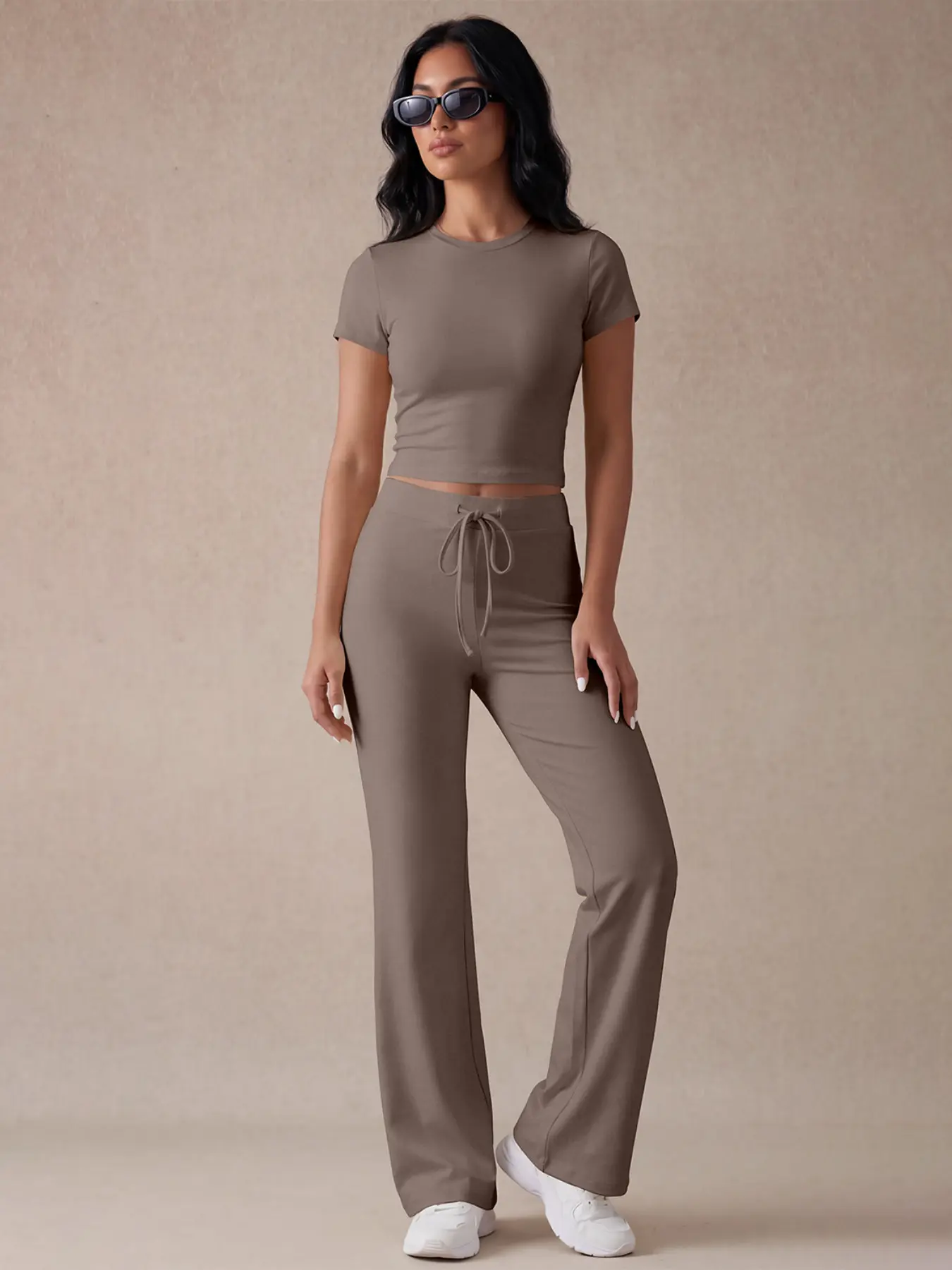 Women's Sporty Two-Piece Set Short Tee & High-Waisted Drawstring Pants, Athletic Sportswear, Athleisure Outfits, Athleisure Sportswear Set, Stretchy Breathable Quick-Dry Fabric, Slim Fit Design, Jogging Set