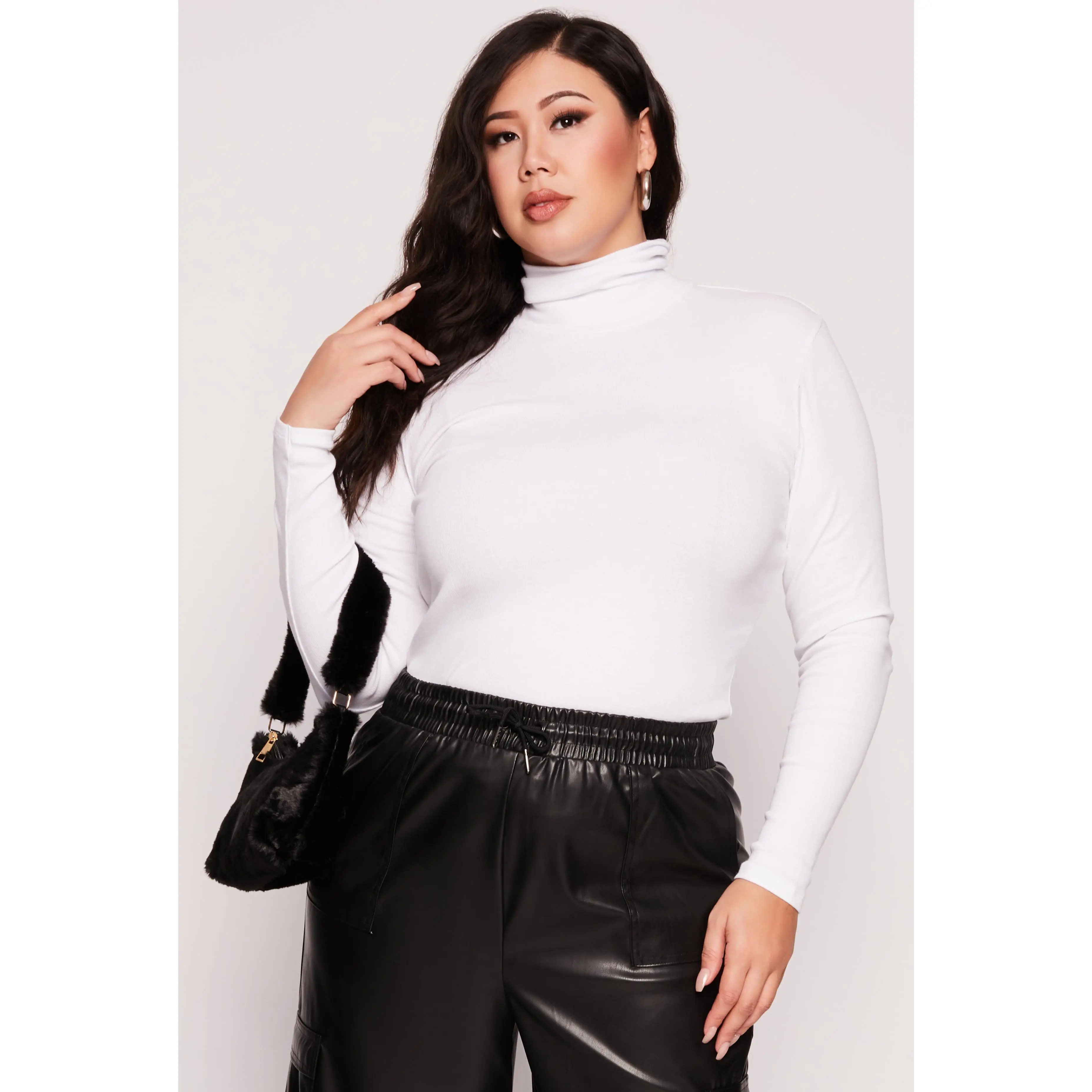 Plus Size Ribbed Knit Long Sleeve Turtleneck Top