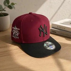 9FORTY New York Yankees 1999 World Series Side Patch Cap – Cream & Black Adjustable Hat with Red NY Logo
