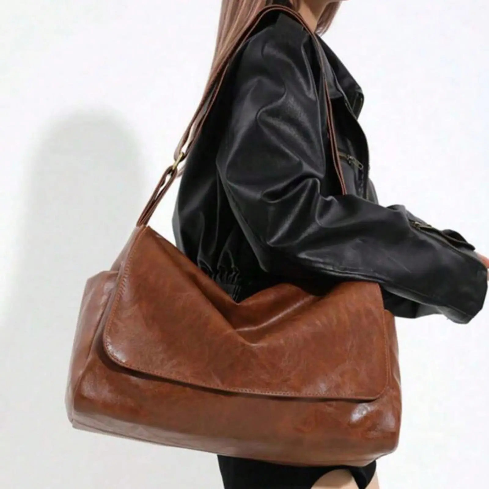 Women's Retro Large Capacity Tote Bag, Oversized Bag, New Fashion Crossbody Western-Style Messenger Bag With Simple Texture Street Shoulder Bag Duffel Bag Retro Inspired Bag Perfect for Work, Travel and Daily Use