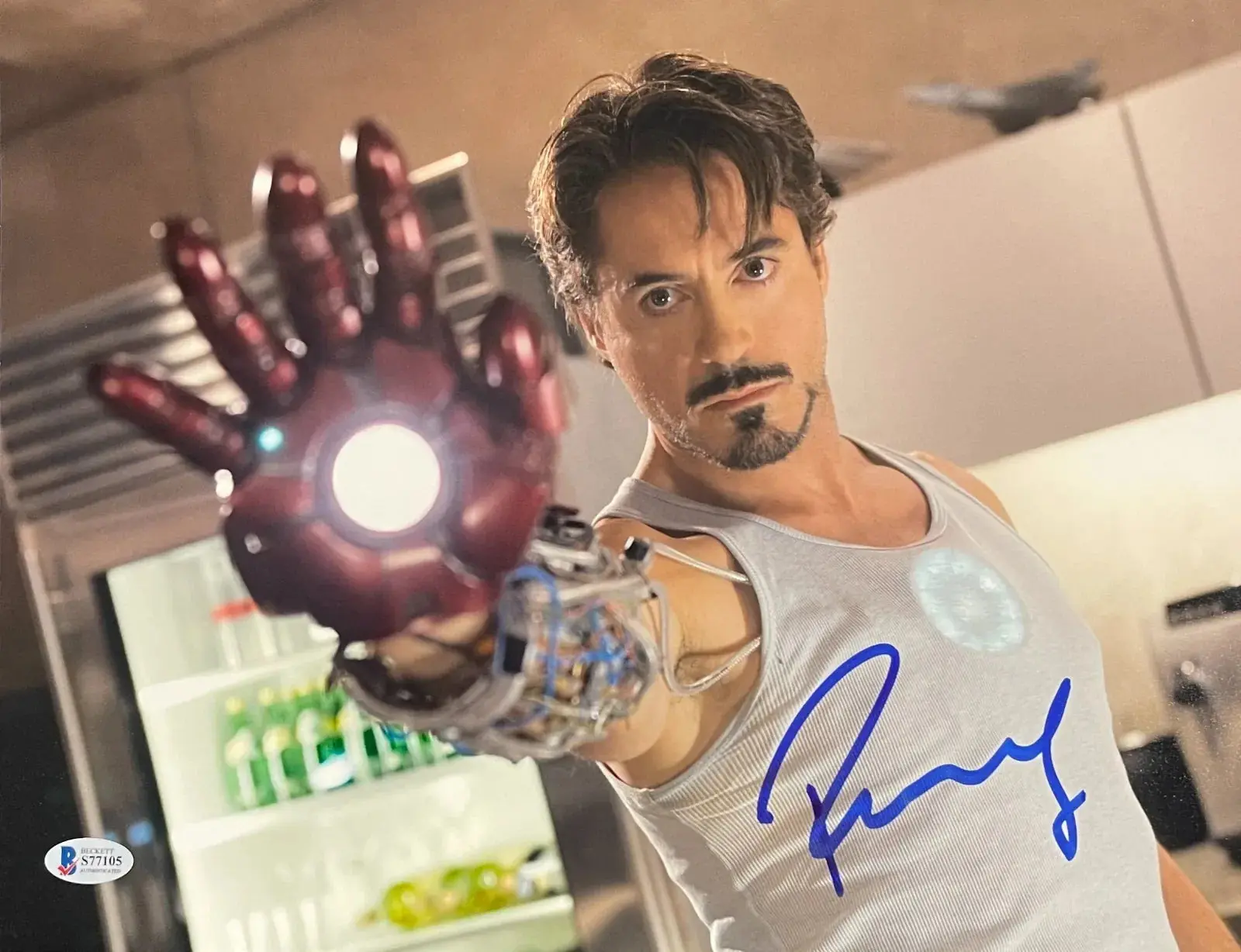 Robert Downey Jr. Authentic Autographed 11x14 Photo