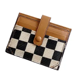 Women's Retro Checkered Slim Wallet – Multi-Card Organizer with ID Window & Secure Clasp