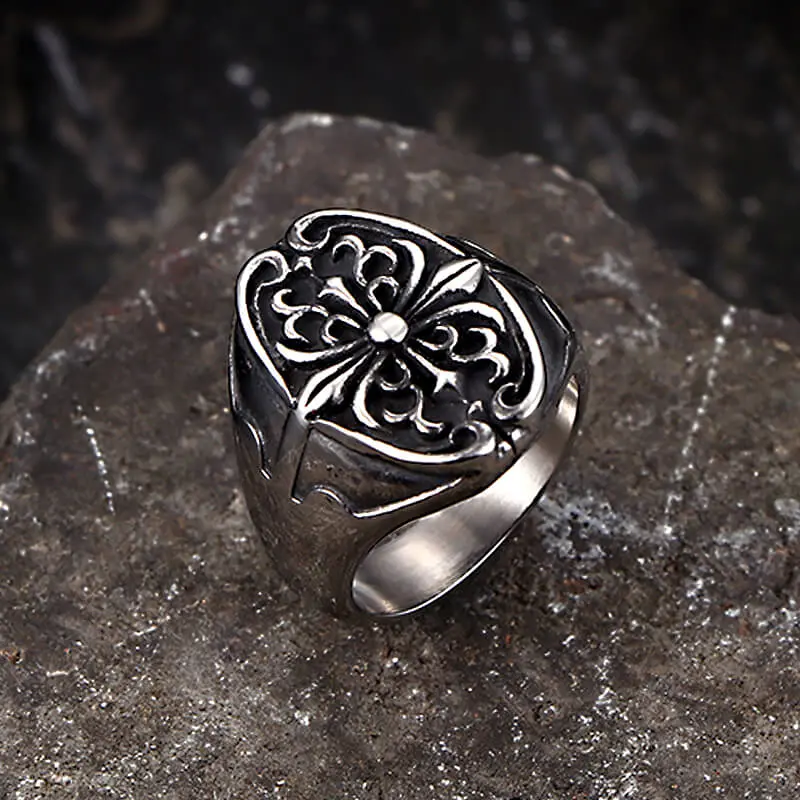 GTHIC Adult Chunky Statement Jewelry Ring - Stainless Steel Metal Cross Motif Dark Aesthetic Punk Style Ring, Antique Finish, 23.8mm, 16g for Males, Ideal for Party, Vintage Birthday Accessory, Jewelry Rings