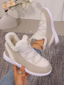 Women's Winter New Large Size Fleece Lined Short Boots, Lamb Fur Patchwork, Warm Cuff Design, Fashionable and Insulated