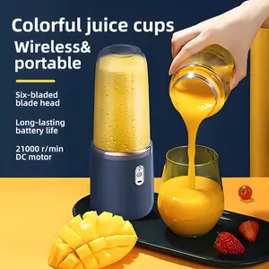 1pc Small Juicer Small Portable Charging Juice Cup Fruit Squeezer, 2-in-1 Portable Blender And Water Bottle With USB Charging