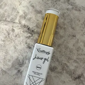 YVG Butterfly liner gel white for nails design