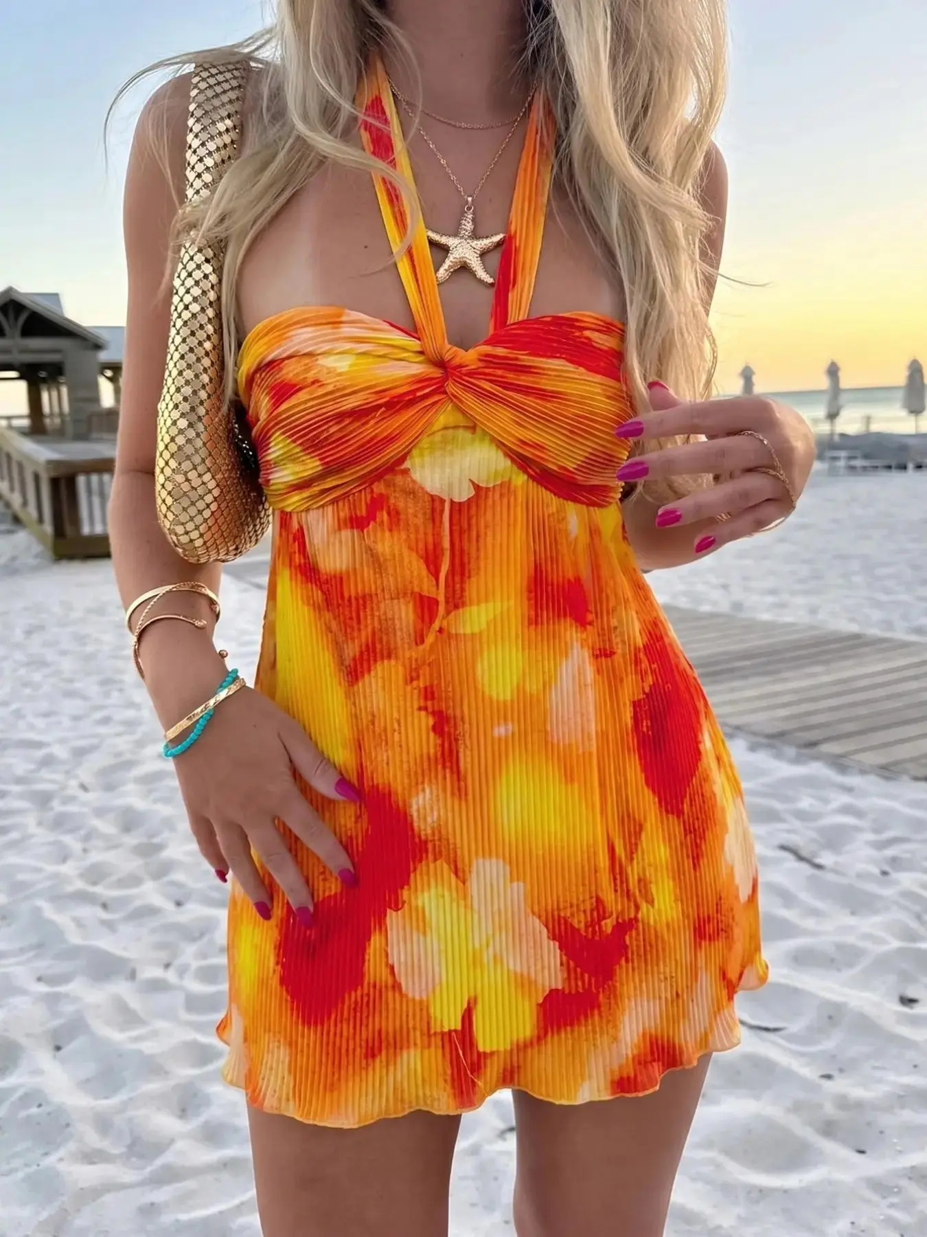Sunset Print Pleated Halter Sleeveless Mini Dress, Flowy Swing Silhouette Vacation Chic Summer Soirée Style, Graceful Flow Stunning Presence Beachwear, Ladies Elegant Summer Sundress Womenswear Halter Dress
