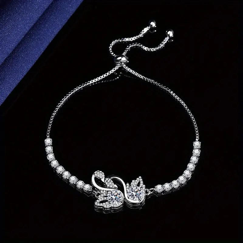 Women's Silvery Minimalist Swan Bangle - Rhinestone Pave Alloy Adjustable-Size Animal Bracelet for Daily & Holiday Wear, Valentine's Day Fashion Costume Jewelry