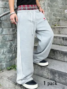 Men's Vintage Street Style Plaid Waistband Sweatpants, Wide Leg Striped Heart Print Casual Pants, Comfortable Fashion Joggers, Menswear Vibe, Streetwear