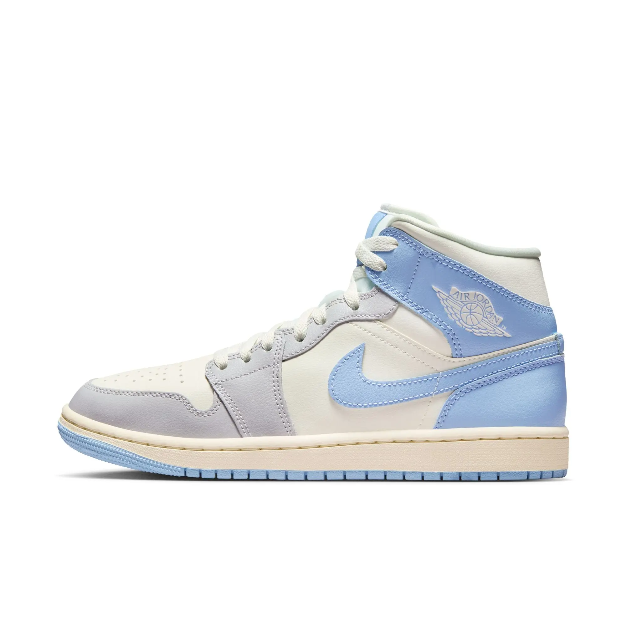 Women's Mid-Top Sneakers, Heritage Colorblock Court-Style with a Leather/Synthetic Upper, Round Toe for Casual Wear, Training and Support, BQ6472-402