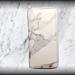 White marble wallet