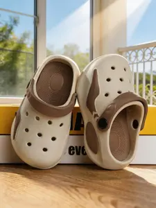 Summer Hole Shoes, Comfortable Fashion Footwear for Toddlers and Kids, Perfect Gift for Boys and Girls