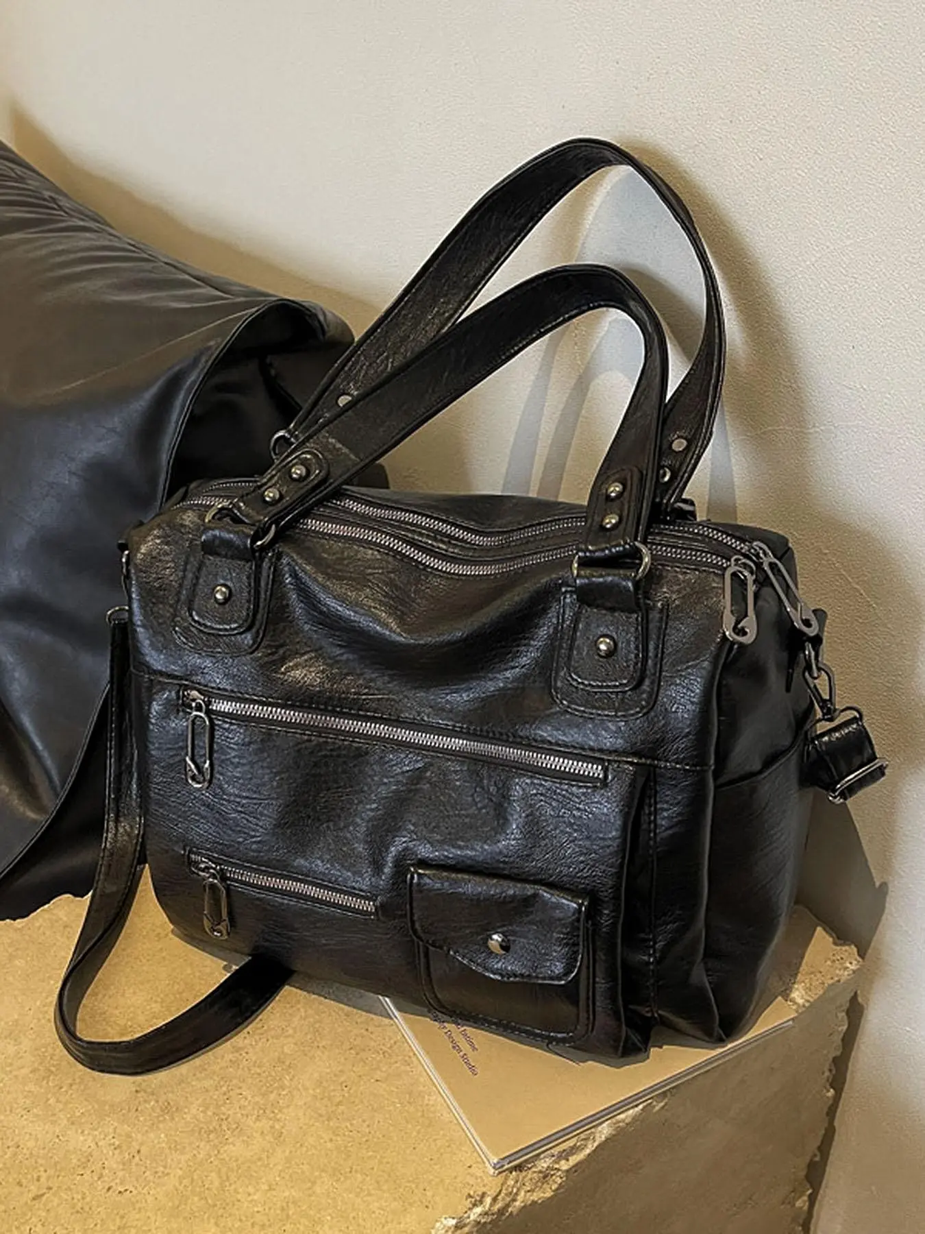 Street style cool shoulder tote bag, functional style simple casual versatile shoulder bag, rivet metal buckle design fashionable handbag, multi-pocket compartment suitable for daily travel, travel, etc., Crossbody Shoulder Handbag, Casual Crossbody Bags