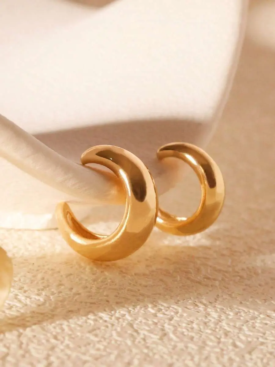 Women's 2-Piece Minimalist Arc Ear Clips Set - 1 Large, 1 Small Personalized Chic Costume Jewelry for Everyday Wear