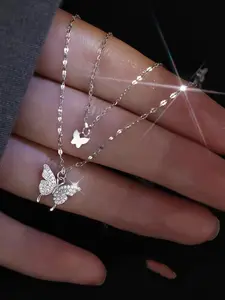 1 simple double-layer butterfly pendant necklace, short shiny rhinestone collarbone chain, suitable for wearing at dinners and weddings, exquisite necklace as a gift for women, Multilayer Necklace