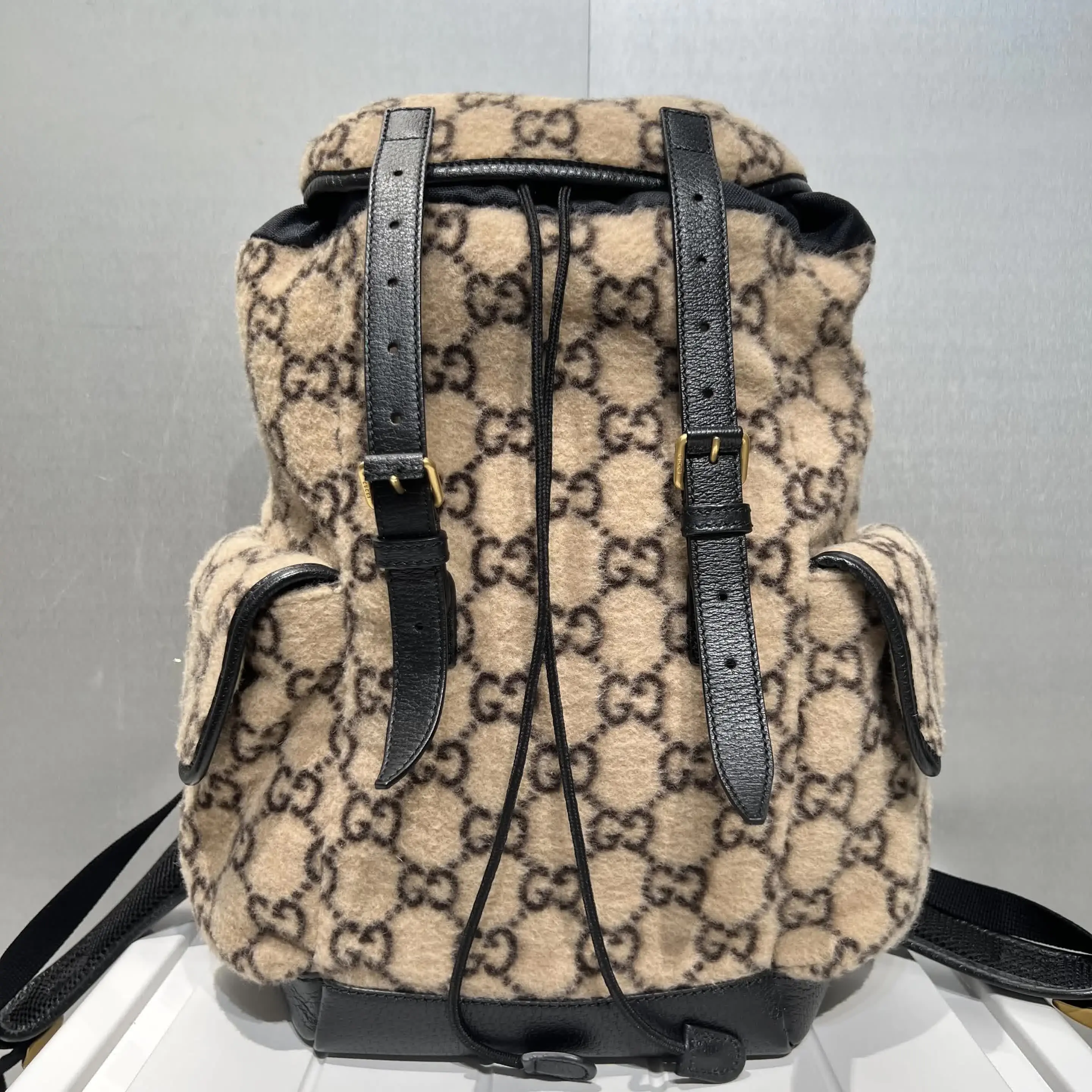 Pre-owned GUCCI leather Backpacks Small GG Wool Backpack in Beige and Black 86526187 SHTS