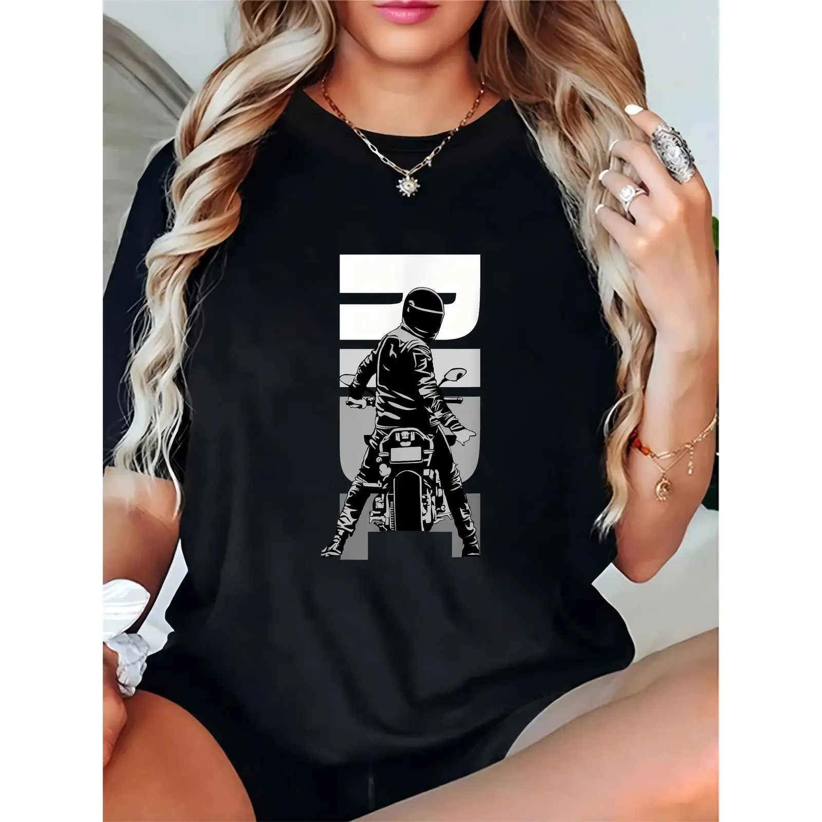 Women's Basic Short Sleeve Black T-Shirt with Comfortable Motorcycle Rider Silhouette Prints - Elegant Casual Biker Top for Daily Wear, Motorcycle Enthusiast Events