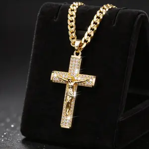 14K gold-plated solid gold Jesus Christ cross pendant necklace, 23.62-inch Cuban chain strap, Christian jewelry gift – a pendant symbolizing faith and spirituality, suitable for everyday wear by both men and women, durable hip-hop style jewelry.
