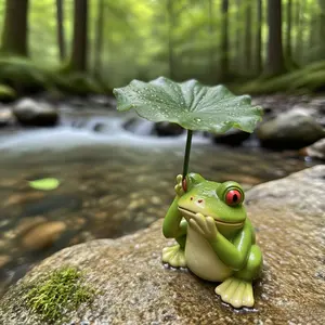 Charming Small Frog Umbrella Resin Figurine, Perfect Home Decor for Garden, Living Room, Office Desk, Christmas and Thanksgiving Gift