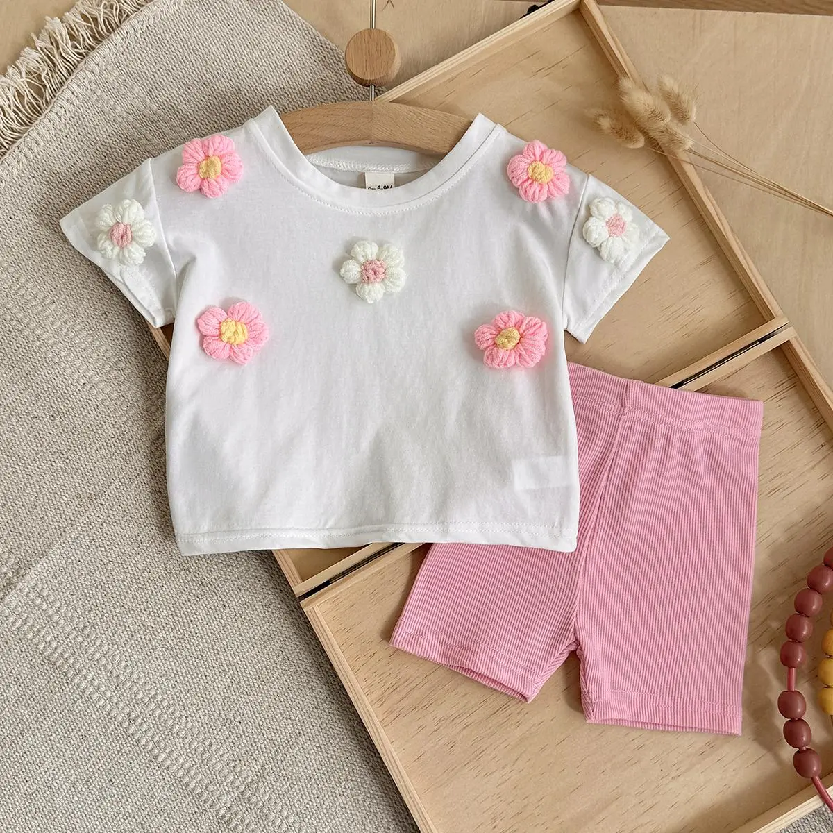 Baby Girl's 2-Piece Clothing Set, Sweet Soft Cotton T-Shirt with Floral Applique & Comfortable High-Elastic Ribbed Shorts for Parent-Child Outings, Daily Play, Casual Unisex Baby Outfit, Casual Gatherings, White T-Shirt, Baby Girls Clothing, Short Sleeve